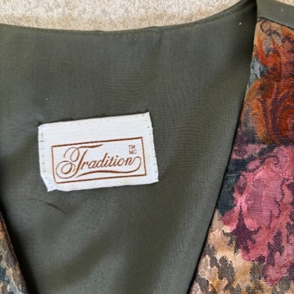 Vintage Floral Vest - Woman's size: 12 - Like New - Picture 5 of 8